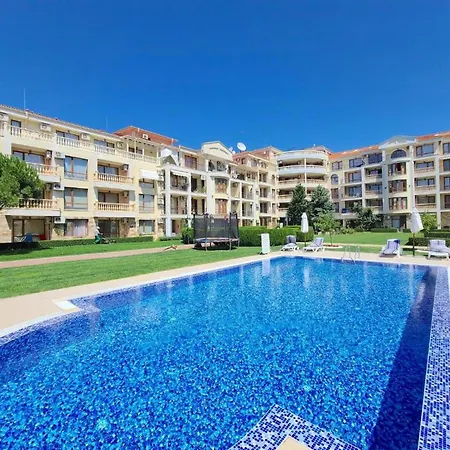 Menada Royal Bay 2 Апартаменты