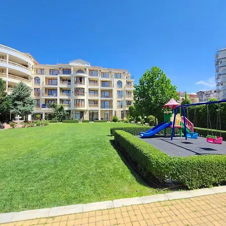 Апартаменты Menada Royal Bay 2