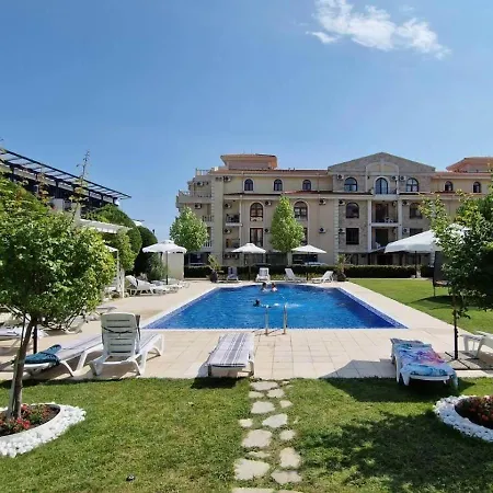 Menada Royal Bay 2 Апартаменты *