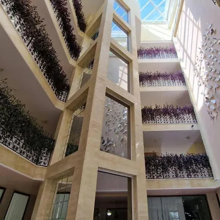 Апартаменты Menada Royal Bay 2