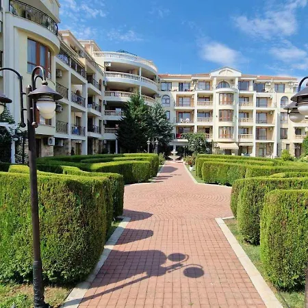 Menada Royal Bay 2 * Свети-Влас